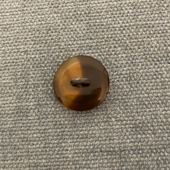 Medium Button - Picture 3 of 3